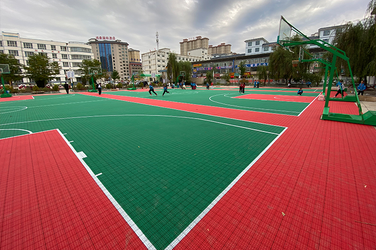 懸浮地板在籃球運(yùn)動中具有以下重要的作用